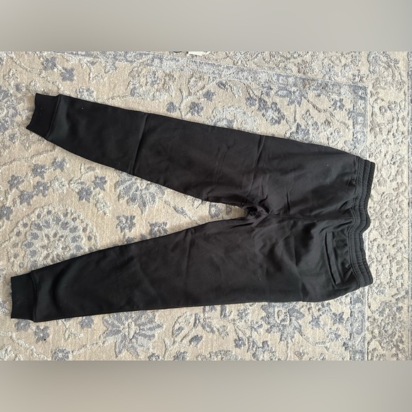 Gym-shark, medium men’s joggers - Picture 2 of 3